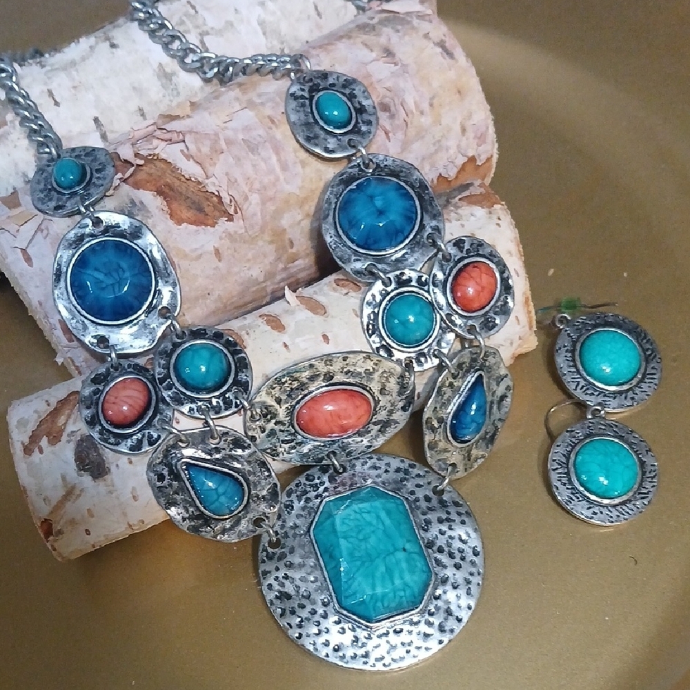 Ruby Rd. Turquoise & Coral Statement Necklace Wit… - image 2